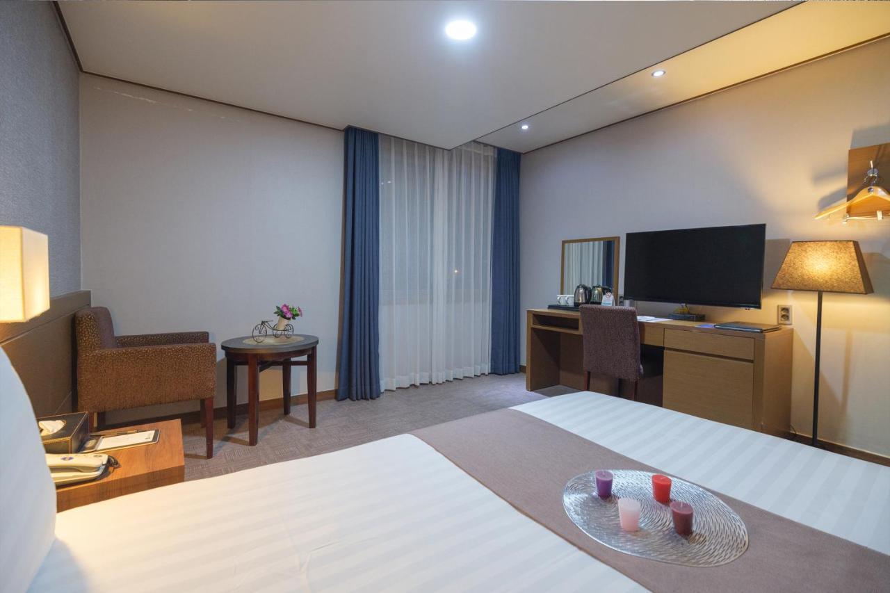 Benikea Hotel Jeju Exterior photo