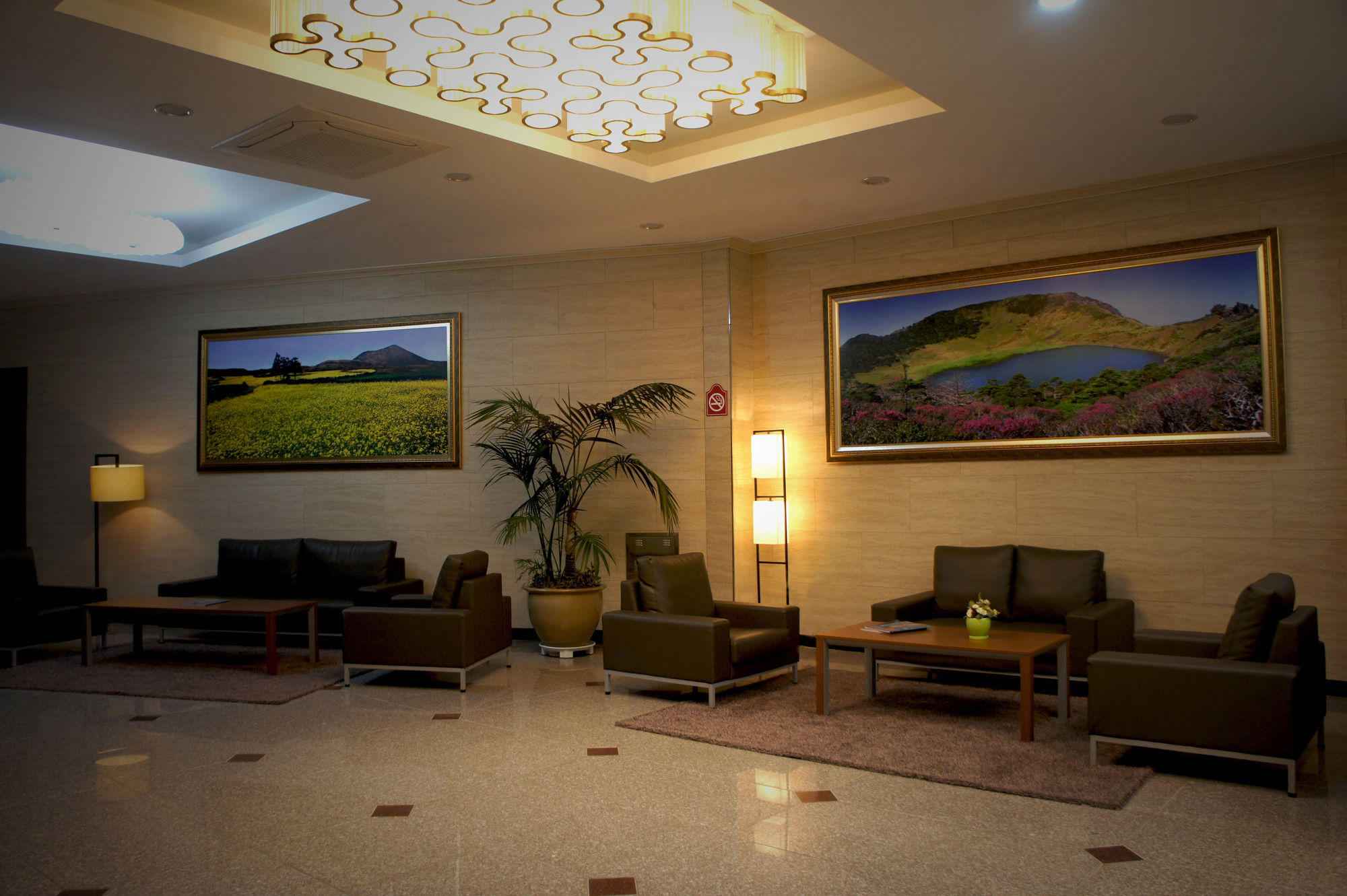 Benikea Hotel Jeju Exterior photo